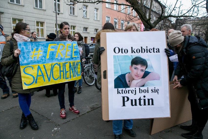 Kraków. Manifestacja "Uwolnić Nadię!" [ZDJĘCIA, WIDEO]