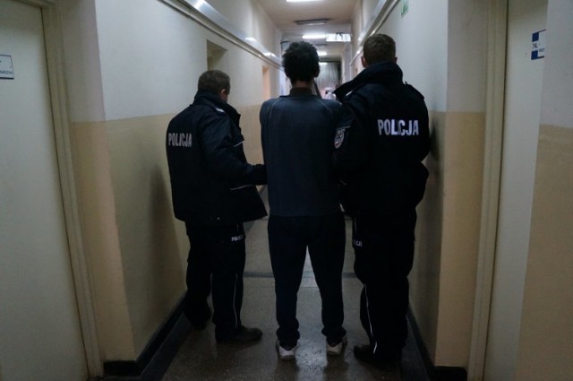 Policja Chorzów: pobił i okradł 67-latka