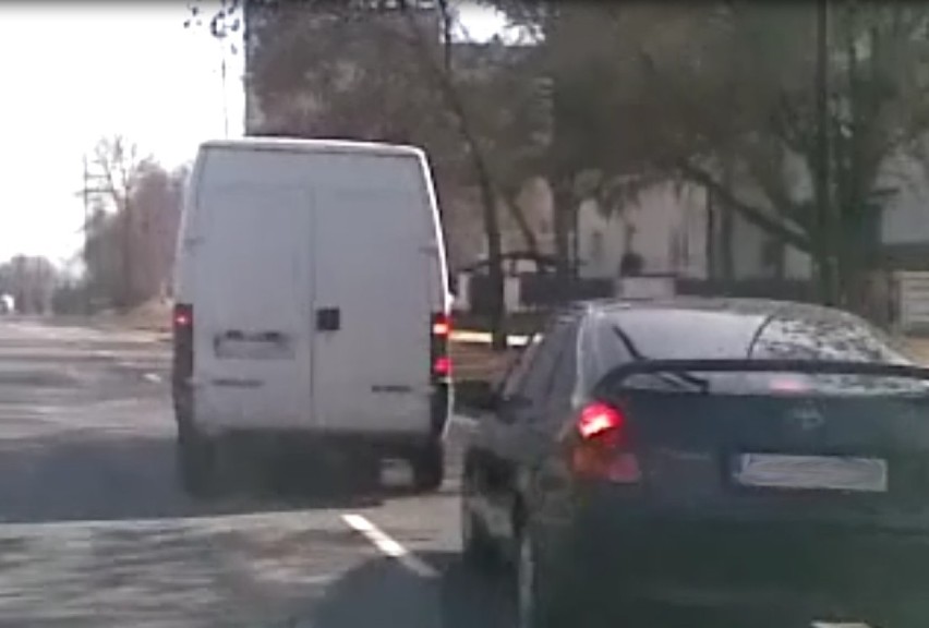 Agresja za kierownicą: Atak na środku ulicy