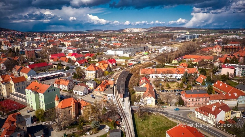 Strzegom. Stolica polskiego kamieniarstwa widziana z drona (ZDJĘCIA)