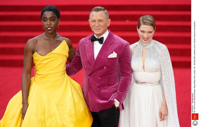 Lashana Lynch (z lewej), Daniel Craig i Lea Seydoux podczas premiery „Bonda” w Londynie