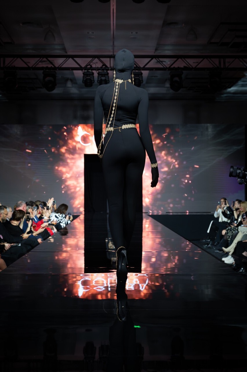 "Black and Gold - Fashion Runway" - Gala, która olśniła świat mody!