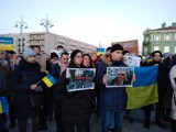 Protest "Solidarni z Ukrainą" w Częstochowie. Zobacz ZDJĘCIA. Solidarność na Placu Biegańskiego demonstrowało około tysiąca osób