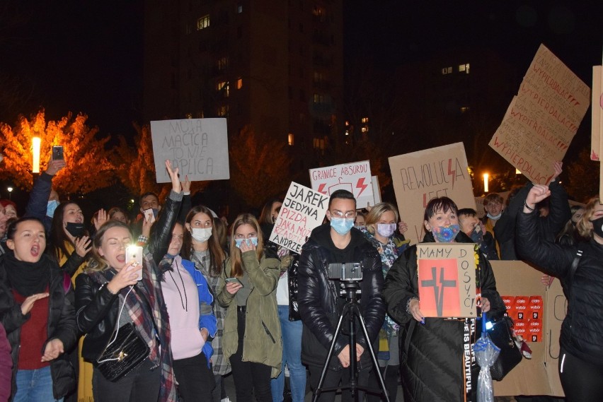 Protest kobiet w Zawierciu zgromadził tłumy.