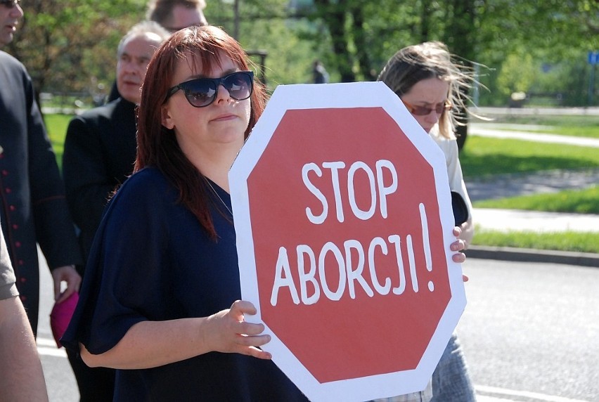 Będzin: II Marsz w Obronie Życia [ZDJĘCIA]