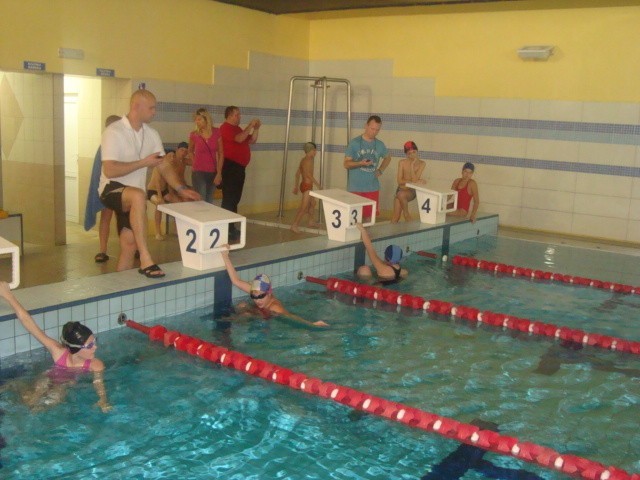 Otwarte Mistrzostwa gminy Stegna w Pływaniu Dziewcząt i Chłopców na basenie w Jantarze