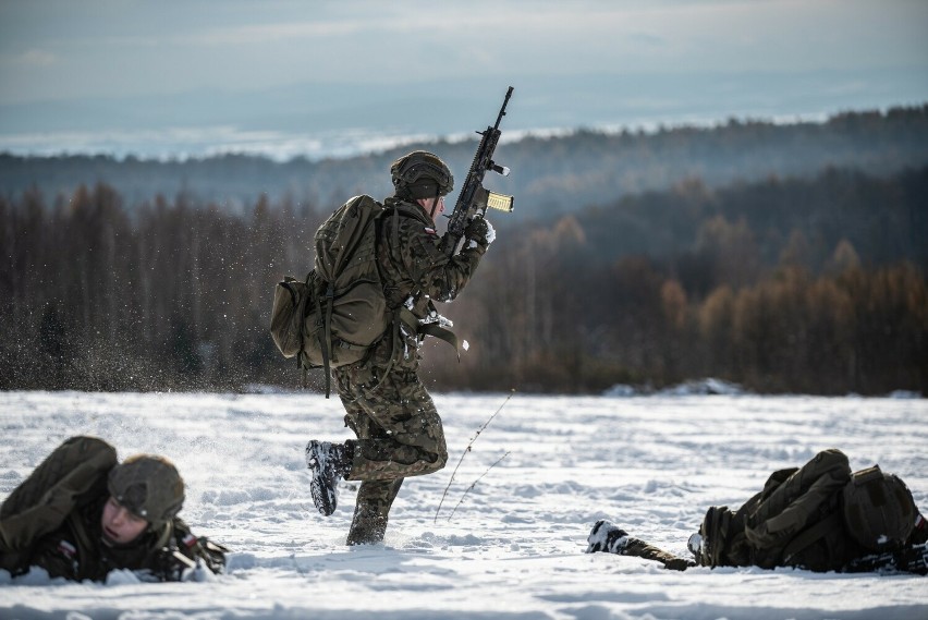 Zimowe szkolenie w 5 Batalionie Strzelców Podhalańskich w...