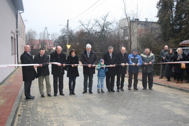 Przebudowa ulicy Ogrodowej w Żarkach została zakończona.