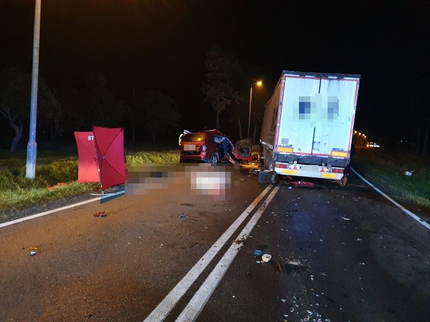 Na DK nr 10 między Trzeciewnicą, a Ślesinem zginęły trzy...