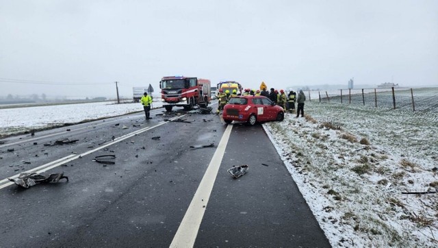 Wypadek na DK43 pod Opatowem w powiecie kłobuckim. Droga jest nieprzejezdna