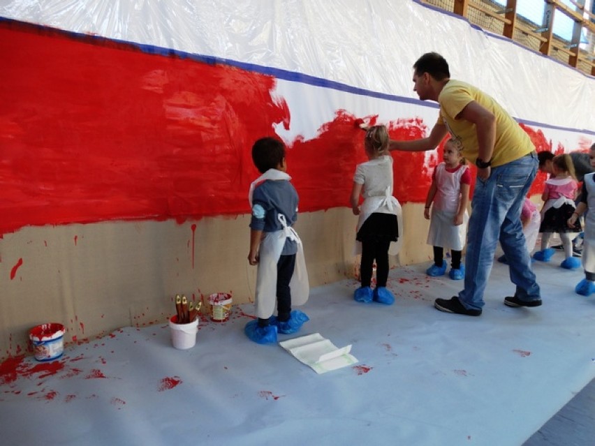Z okazji 100. rocznicy odzyskania niepodległości w ZS w Choczu zorganizowano malowanie flagi narodowej, Dzień Przywracania Czynności Serca i Bieg dla Niepodległej.