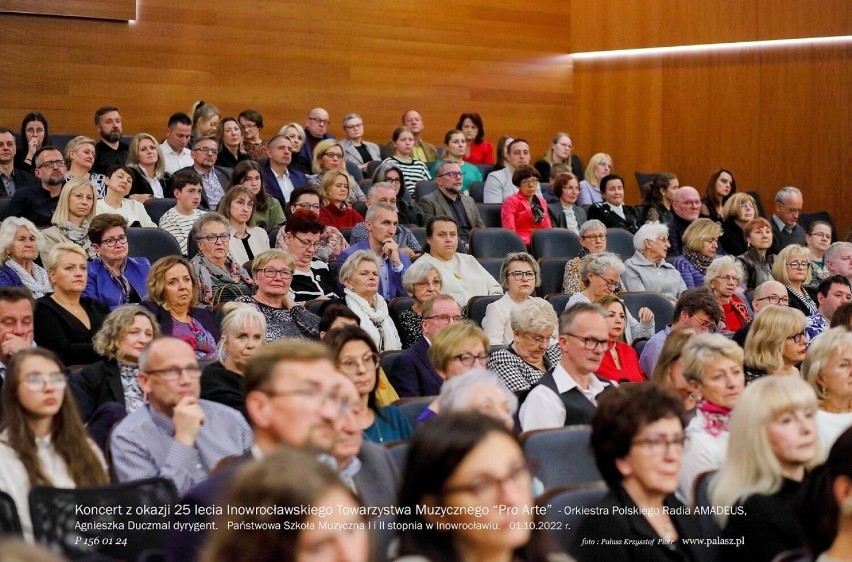 Inowrocław. Orkiestra Kameralna Polskiego Radia Amadeus pod dyr. Agnieszki Duczmal zagrała na jubileusz Towarzystwa Muzycznego Pro Arte