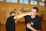 Poradnik Krav Maga [ZDJĘCIA]. Instruktor Krav Maga Na Maxa opowiada jak się bronić