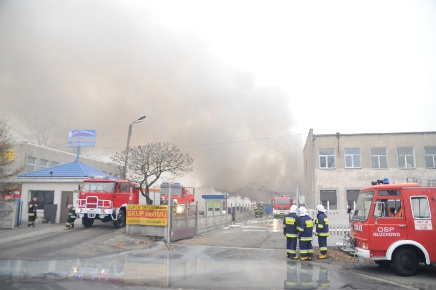 Pożar w Czempiniu. Cztery osoby są ranne
