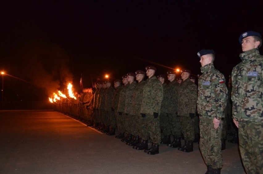 Święto ułanów oraz 7 Batalionu Kawalerii Powietrznej na stadionie wojskowym w Tomaszowie [ZDJĘCIA]