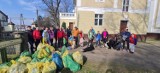 Mieszkańcy Gałowa zadbali o porządek w parku. Wspólny plogging w Parku Mycielskich zakończony sukcesem!