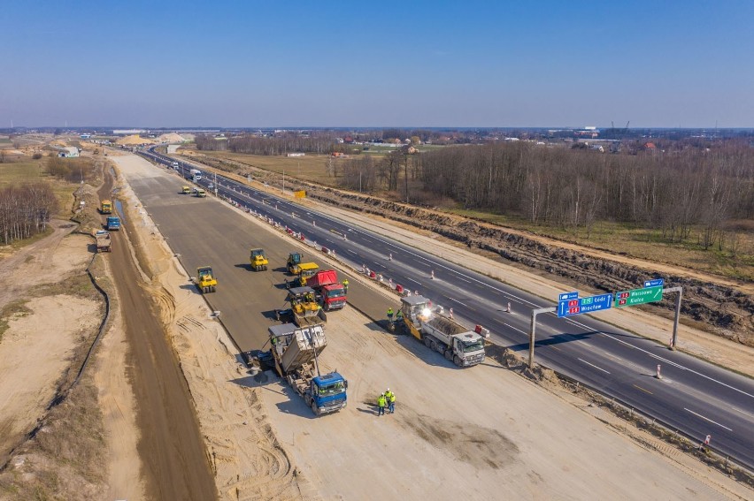 Budowa autostrady A1 koło Łodzi