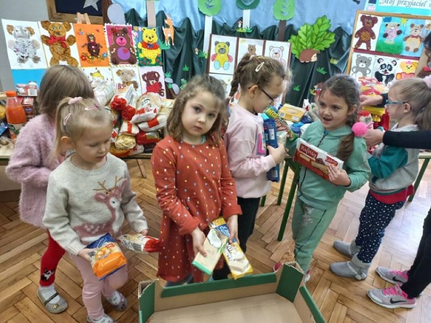 Uczniowie z Borzymina koło Rypina wsparli akcję charytatywną "Szlachetna Paczka"