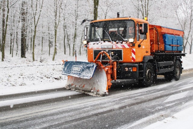 Śnieg raczej się nie utrzyma, ale na drogach ma być ślisko