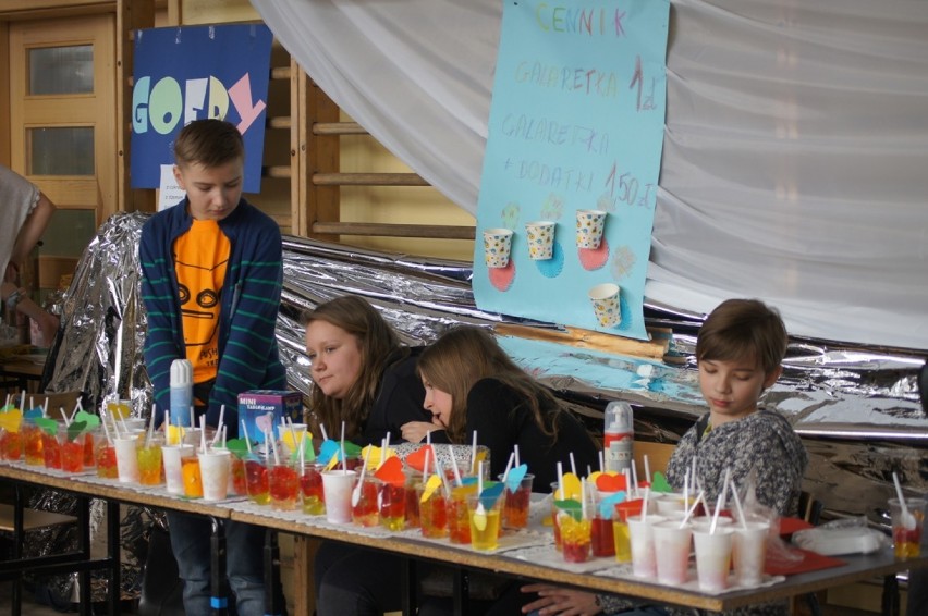 Bal karnawałowy dla dzieci w ZSG 7 w Radomsku