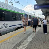4 godziny opóźnienia pociągu PKP Intercity. „Podlasiak” utknął w Kole. Pasażerowie wściekli