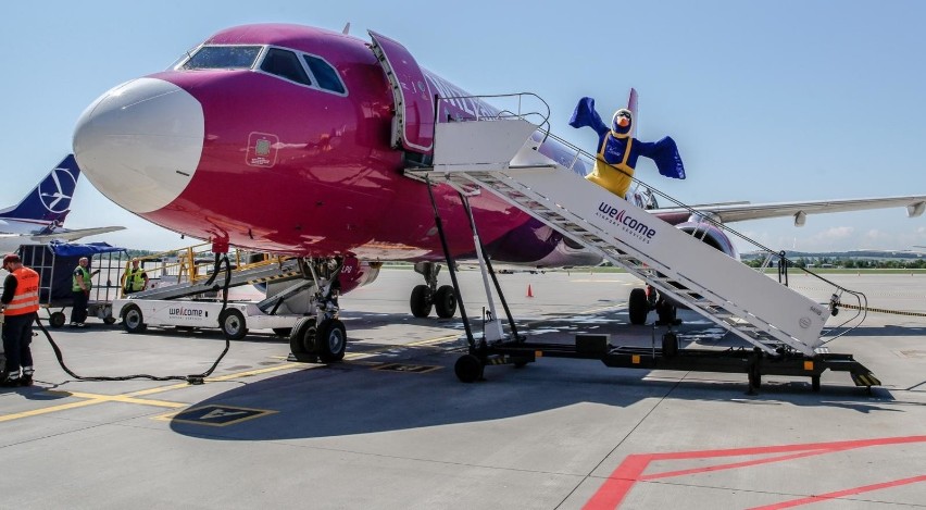 Wizzair wznawia loty. Dziś do Gdańska przylecieli pierwsi...