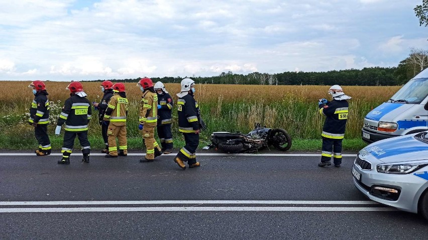 Wypadek motocyklisty w Kościelnej Wsi pod Kaliszem....