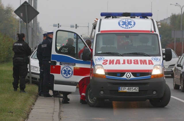 Wypadek w Korytnicy, cztery osoby trafiły do szpitala