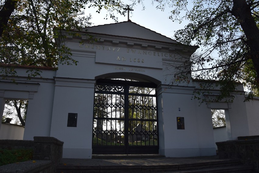 Cmentarz ewangelicko-augsburski na kaliskiej Rogatce