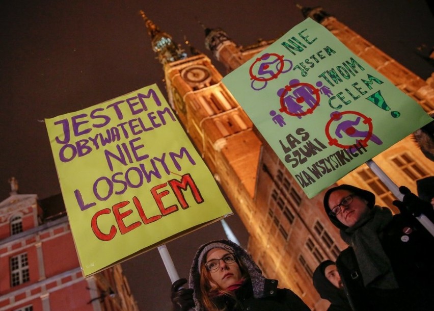 Protest w Gdańsku [19.01.2018]. Około 200 uczestników...