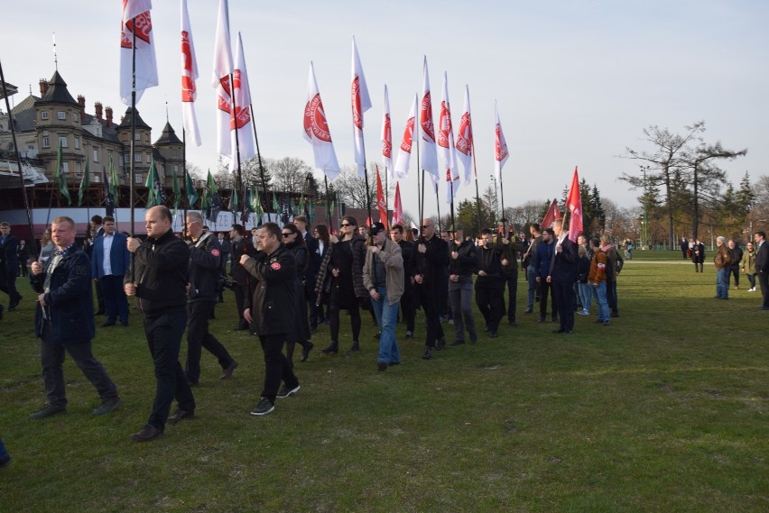 Pielgrzymka narodowców na Jasną Górę DUŻO ZDJĘĆ. CZ I 