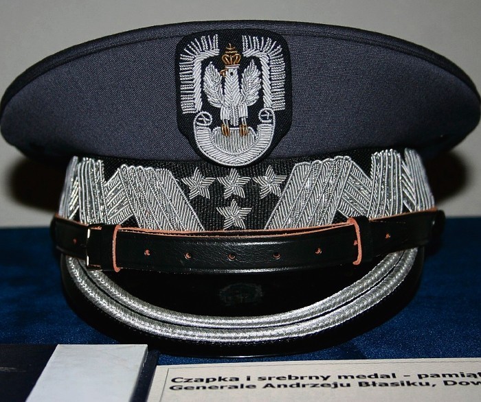 Czapka generała Andrzeja Błasika, szefa lotnictwa.