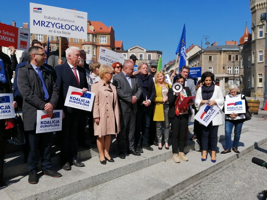 Wałbrzych: Koalicja Europejska prezentowała kilkoro  kandydatów i Deklarację Programową
