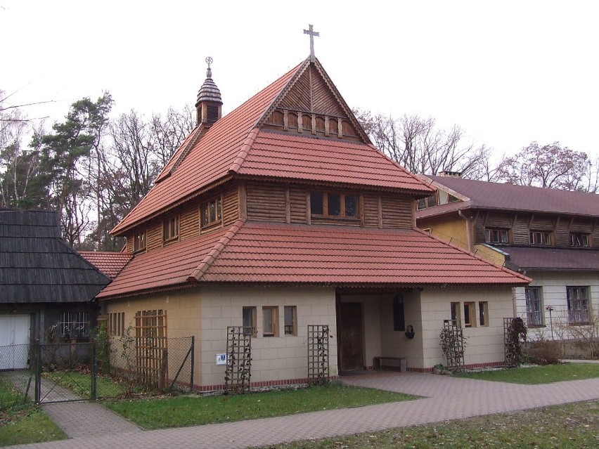 Podczas spaceru zwiedzimy słynny w kraju, ale i zagranicą,...