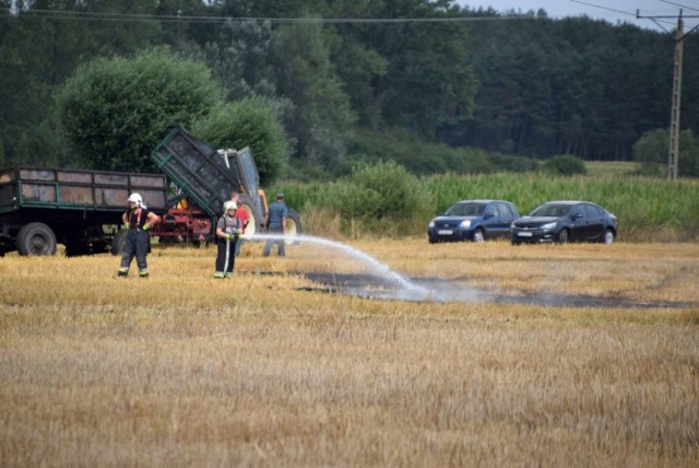 Po pożarze na polu w Imielenku doszło do zerwania linii energetycznej!