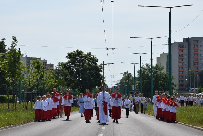 Boże Ciało 2022 w parafii bł. Karoliny w Tychach