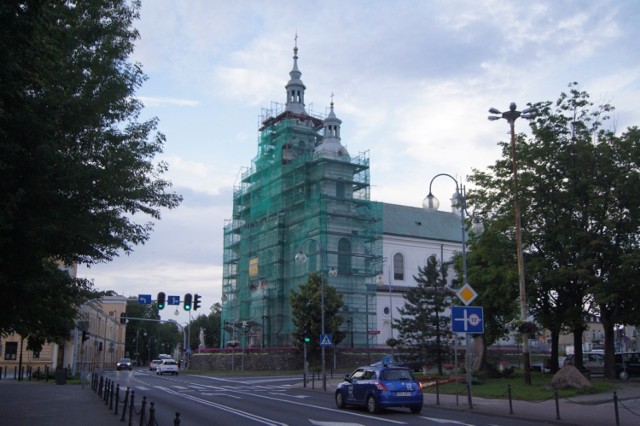 Kościoły w centrum Radomska w remoncie
