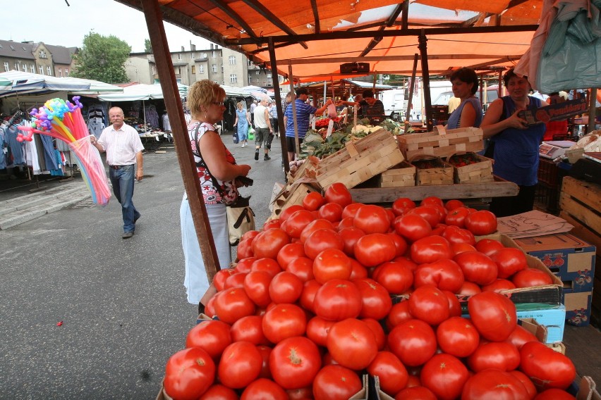 Budują nowy targ przy rynku w Rybniku!