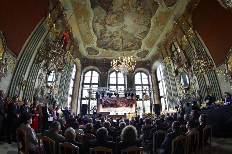 Wałbrzych: Firma ZPAS świętowała 40-lecie w zamku Książ (ZDJĘCIA)