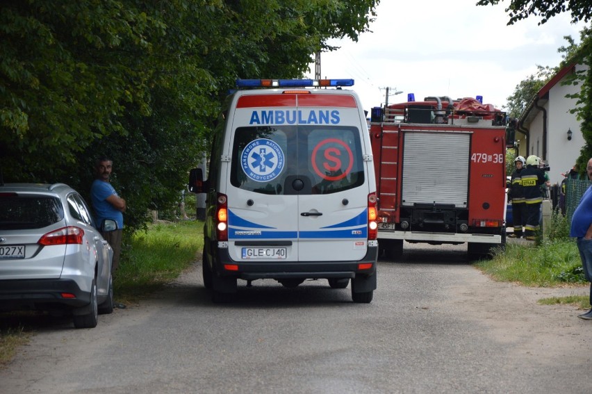 Potężny wybuch w Małoszycach. Ciężko ranny mężczyzna zabrany przez śmigłowiec LPR