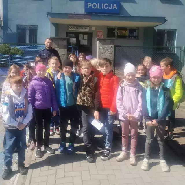 Przedszkolaki z Chybic były gośćmi starachowickich policjantów