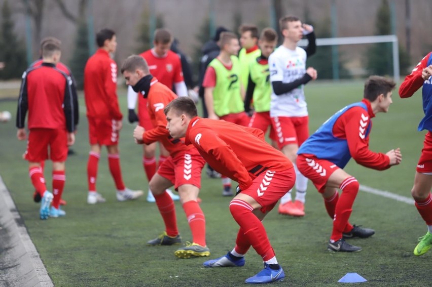 Zaglebie sosnowiec - czarni sosnowiec u-17 sparing...