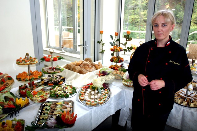 Jedzenie rozpoczyna się od oczu - uważają szefowie kuchni. Dlatego wygląd dania jest równie istotny, jak jego smak