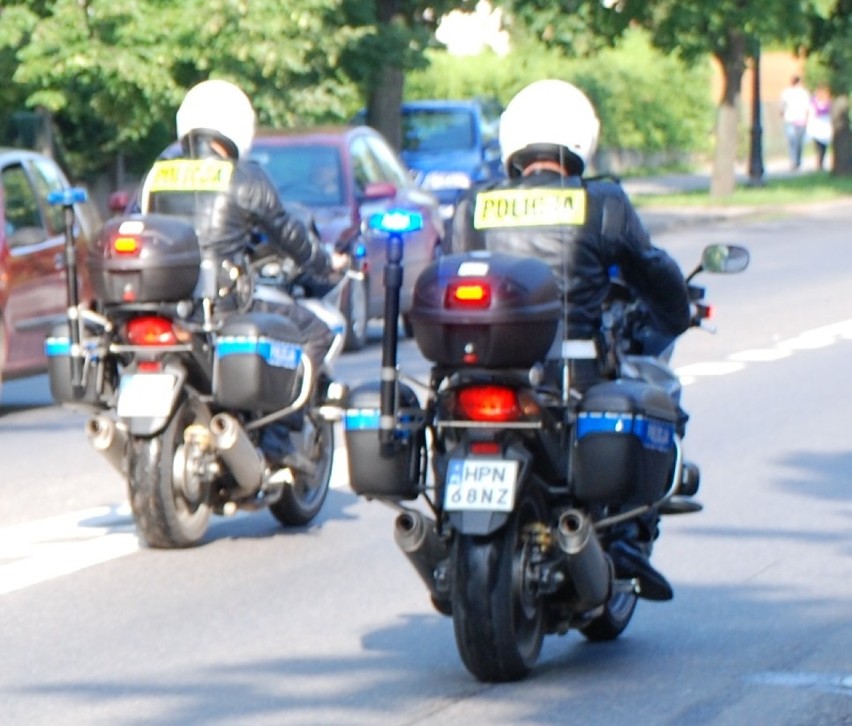 Rozpoczyna się sezon motocyklowy. O czym trzeba pamietać radzą policjanci