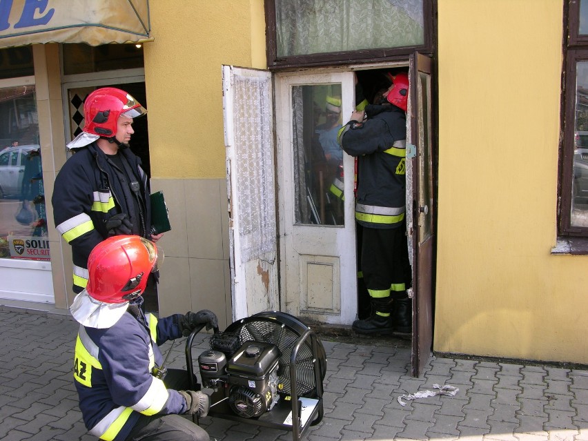 Strażacy interweniowali w Skierniewicach na ul. Batorego....