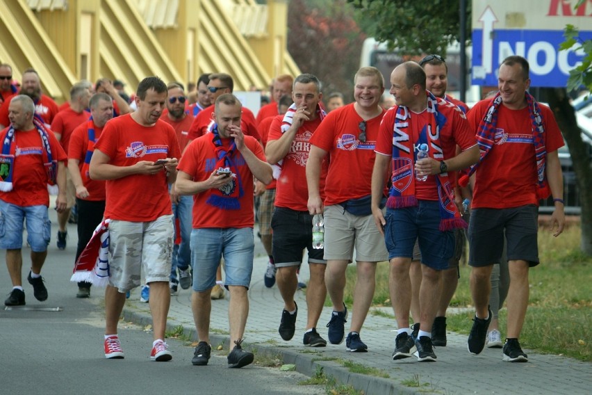 Mecze Rakowa w Bełchatowie jednak z kibicami gości. W niedzielę przyjadą tu fani z Gdańska