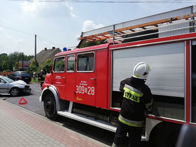 Zderzenie trzech aut w Prószkowie.