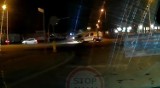 Spektakularny wypadek w Ostrowie. Radiowóz został "zmieciony" przez pirata drogowego