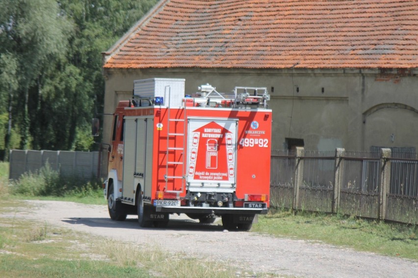 LPR wylądował na zdunowskim cmentarzu [ZDJĘCIA + FILM]  