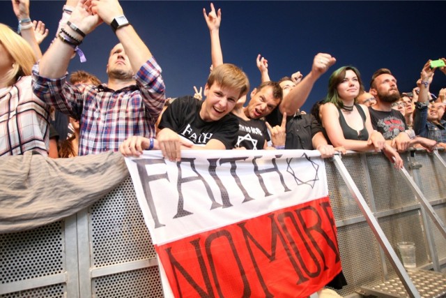 Publiczność na koncercie Faith No More podczas festiwalu Open'er 2014